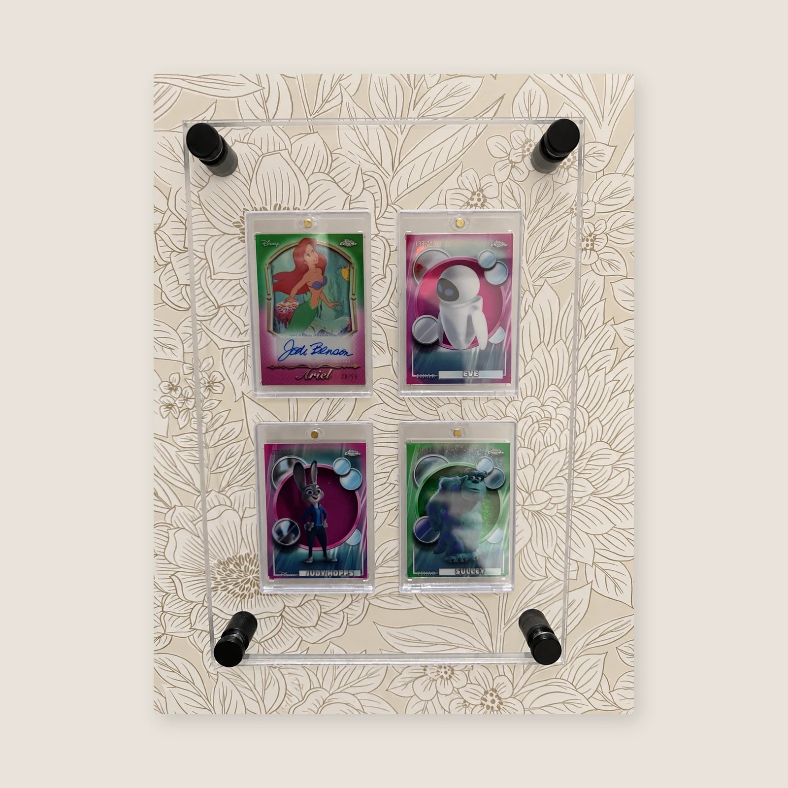 Real MACHASE WALL/04 acrylic display with four cards